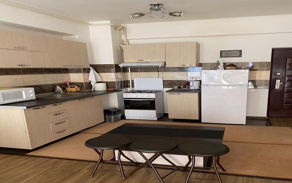 Apartament Militari Residence Boekarest Buitenkant foto